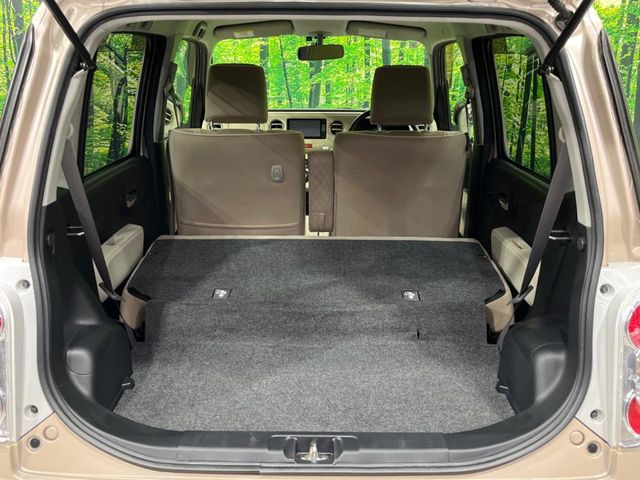 ���i�̂���������ʋ΁A���}���ɏ\���ȉ׎��X�y�[�X���m�ۂ��Ă���܂��B�Z�J���h�V�[�g��|���ƁA�傫�ȉו��̐ύڂ��\�ł���