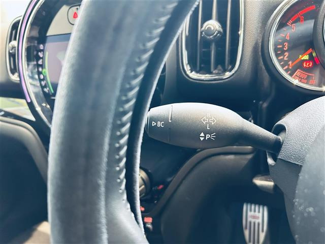 ミニクロスオーバークーパー D オール4 4WD