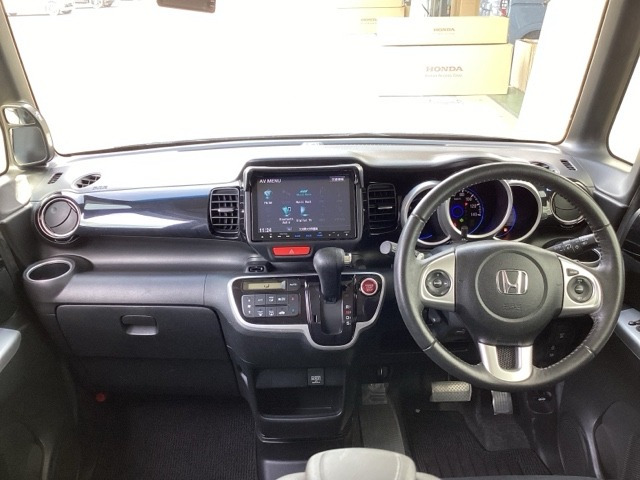 N-BOXカスタムG ターボ Lパッケージ