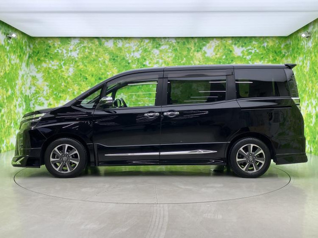 ヴォクシー2.0 ZS 煌