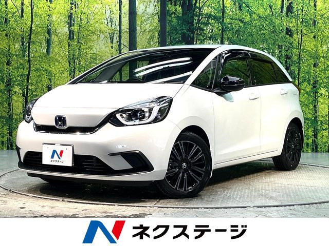 フィット（ホンダ）1.5 e:HEV ホーム メゾン　20周年特別仕様車 中古車画像
