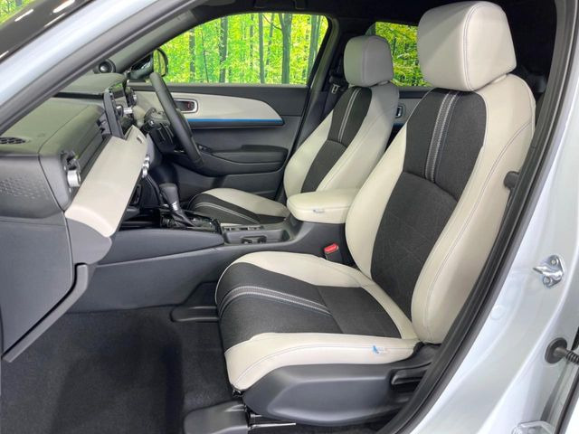 もちろん車内はキレイです♪よりクリーンな状態をキープしたいお客様には『ナノゾーンコート』がおすすめ!新型コロナウイルス対策や、除菌・消臭に効果を発揮し多くの方にご好評いただいております。