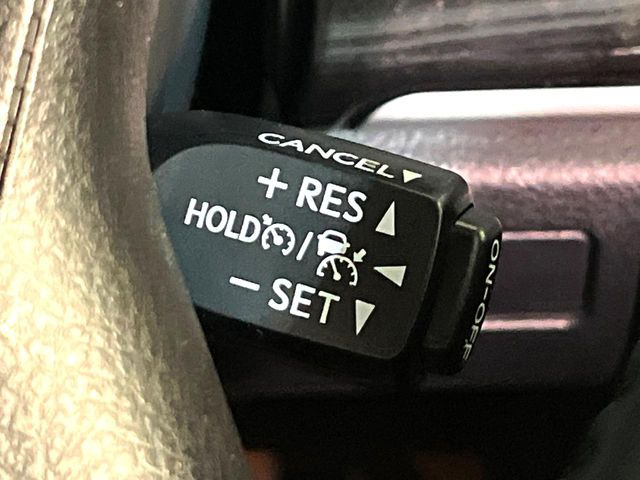 �y���[�_�[�N���[�Y�R���g���[���z�������H�ł̒��������s���y��!!�����ő��x��ۂN���[�Y�R���g���[�����A�Փˌy���V�X�e���ƘA�g���A�O���̎ԗ������m���ĎԊԂ�ۂ悤�ɑ��x���߂��Ă���܂�!!