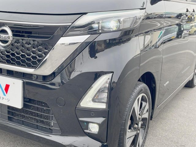 �yLED�w�b�h���C�g�z���V����ԑ��s�����ǍD�Ȏ��E���m�ۂ����S���ĉ^�]�ł��鍂�P�xLED�w�b�h���C�g�𑕔�!�_�����x�������A����d�͂��}�����Ă��܂��B