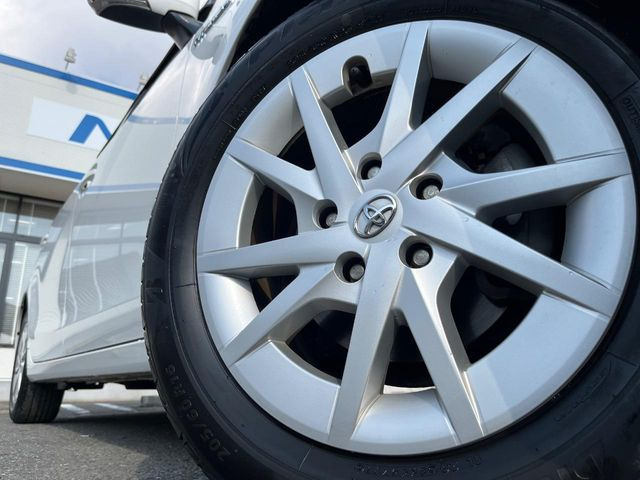 �y����16�C���`�A���~�z�C�[���z�O�ςɃ}�b�`���������A���~�z�C�[���𑕒����Ă���܂��B�e��ЊO�A���~�z�C�[����A�X�^�b�h���X�^�C�����戵�����Ă���܂��B���񂲑��k����������