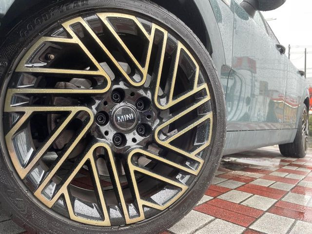 ������18�C���`�A���~�z�C�[��:�A���ԂȂ�ł͂̑�z����������x����z�C�[���Ƒ����ł�!���{�Ԃ̑���Ɋ���Ă�����ɂ����Б̊����Ē��������قǁA�������x���ł܂Ƃ܂��Ă��܂�!