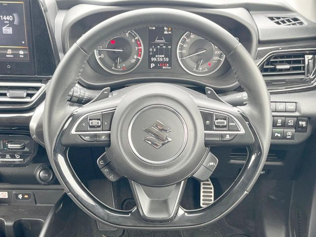 �y�����v�����X�e�A�����O�z�㎿�Ȋv���g�p���邱�ƂŁA��ɂ����������݂ƂĂ��^�]���₷���n���h���ł���