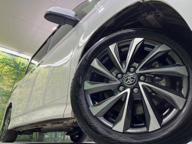 �y����17�C���`�A���~�z�C�[���z�O�ςɃ}�b�`���������A���~�z�C�[���𑕒����Ă���܂��B�e��ЊO�A���~�z�C�[����A�X�^�b�h���X�^�C�����戵�����Ă���܂��B���񂲑��k����������