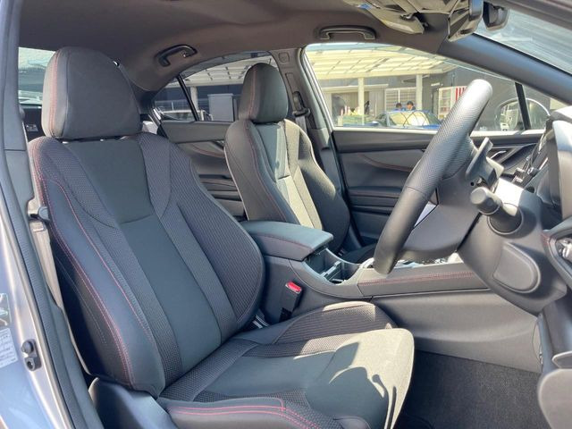 �y��p�X�|�[�c�V�[�g�z�z�[���h���ɗD��A�J�[�u���̑̂������}�����Ă���܂��B�܂��A�̂Ƀt�B�b�g���邩�獘��w�������ɂ����A�����O�h���C�u�⍂�����s�ł����K�ɂ��߂������������܂���