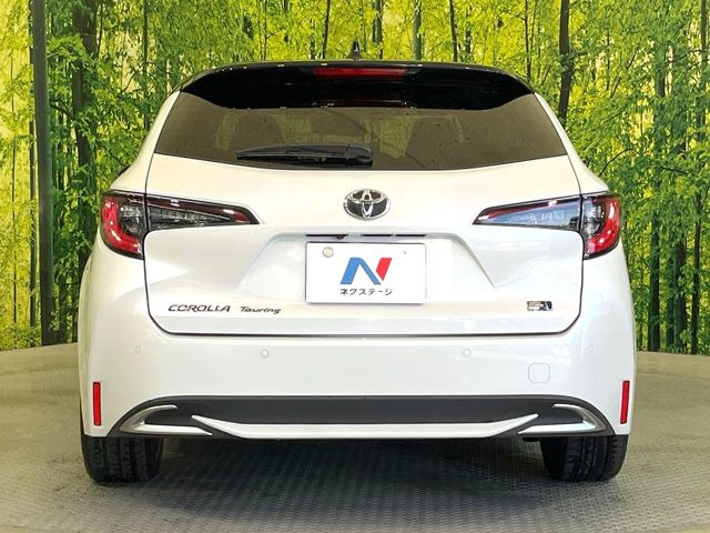 安心の最長10年・走行無制限保証(有償)をご用意。保証内容も充実はもちろん、無料点検&オイル交換や、年中無休の全国・24時間ロードサービスも付帯されておりますのでご安心下さい。