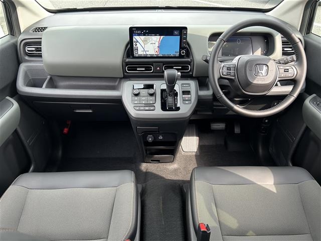 フリード1.5 e:HEV クロスター