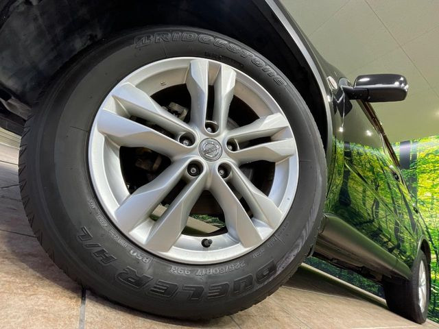 �y����17�C���`�A���~�z�C�[���z�O�ςɃ}�b�`���������A���~�z�C�[���𑕒����Ă���܂��B�e��ЊO�A���~�z�C�[����A�X�^�b�h���X�^�C�����戵�����Ă���܂��B���񂲑��k����������