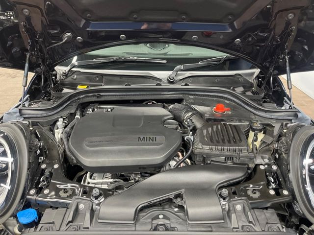 �����X�ł́A�e���[�J�[�̐�p�f�f�e�X�^�[�𓱓��B���Ǝ��i�����e�N�j�J���X�^�b�t���풓���Ă���܂��̂ŁA������̍ۂɂ����S���Ă����p���������܂��B