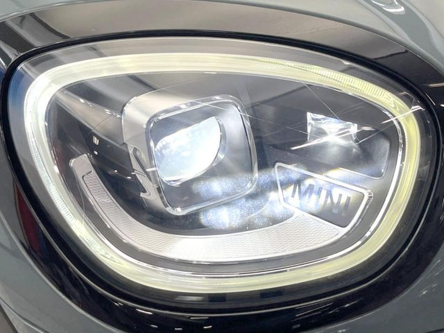 ��LED�w�b�h���C�g:��ԑ��s�����ǍD�Ȏ��E���m�ۂ����S���ĉ^�]�ł��鍂�P�xLED�w�b�h���C�g�𑕔�!�_�����x�������A����d�͂��}�����Ă��܂��B