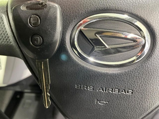 �y�L�[���X�z�������ꂽ�ꏊ����ł��{�^����Ńh�A�̊J���E�{�����ł���̂łƂ��Ă��֗�!�h�A�̌�������ɏ������邱�Ƃ�����܂����