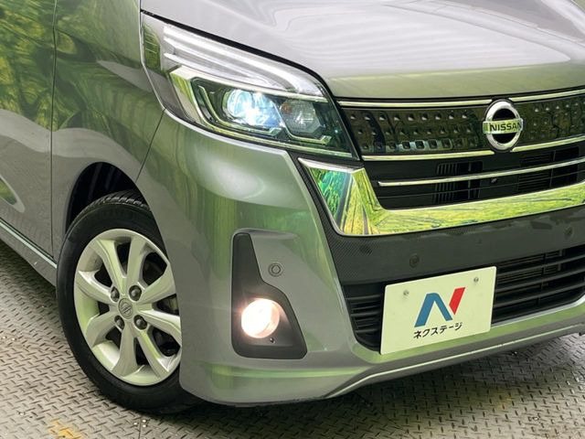 �yLED�w�b�h���C�g�z���V����ԑ��s�����ǍD�Ȏ��E���m�ۂ����S���ĉ^�]�ł��鍂�P�xLED�w�b�h���C�g�𑕔�!�_�����x�������A����d�͂��}�����Ă��܂��B