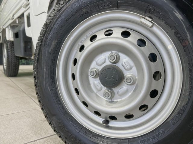 �y���������C���`�X�`�[���z�C�[���z�l�N�X�e�[�W�ł́w�ЊO�A���~�z�C�[���x���D�]������!�L���u�����h���炨�l�ł��ȃA���~�܂ŕ��L������Ēv���܂���X�^�b�h���X�^�C������舵���Ă���܂��̂ł��C��������!