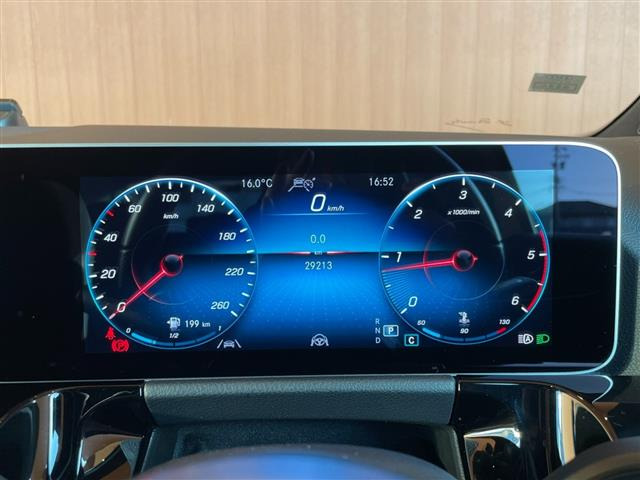 BクラスB200d AMGライン