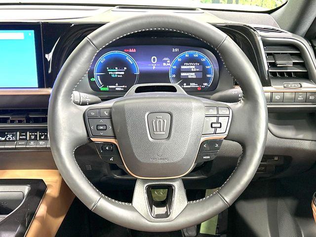 �y�����v�����X�e�A�����O�z�㎿�Ȋv���g�p���邱�ƂŁA��ɂ����������݂ƂĂ��^�]���₷���n���h���ł���