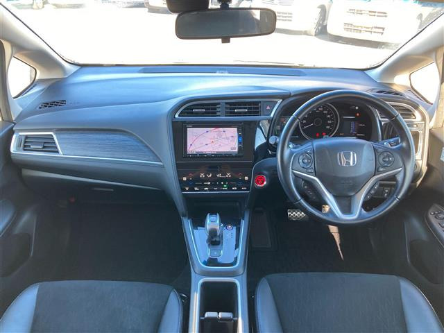 シャトル1.5 ハイブリッド Z ホンダセンシング