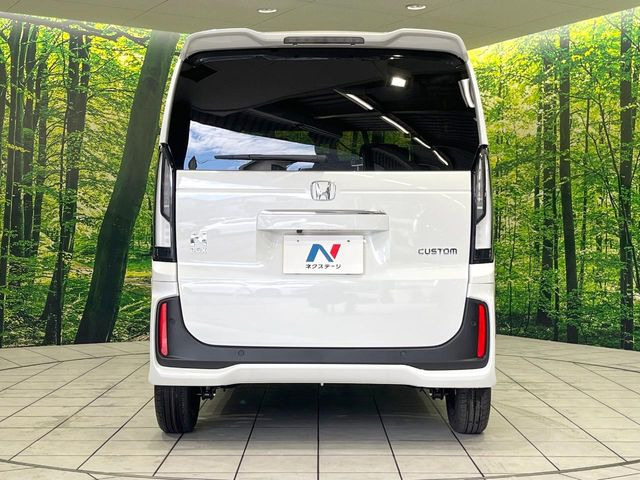 安心の最長10年・走行無制限保証(有償)をご用意。保証内容も充実はもちろん、無料点検&オイル交換や、年中無休の全国・24時間ロードサービスも付帯されておりますのでご安心下さい。