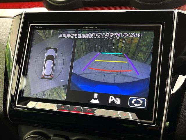 �y�S���ʃ��j�^�[�p�J�����z��p�̃J�����ɂ��A�ォ�猩���낵���悤�Ȏ��_��360�x�N���}�̎��͂��m�F���邱�Ƃ��ł��܂������p�������m�F���₷���A�����ꏊ�ł̐؂�Ԃ��⒓�Ԃ��X���[�Y�ɍs���܂��B