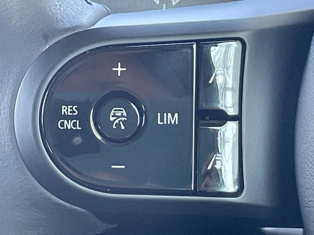 �����[�_�[�N���[�Y�R���g���[��:�O�̎ԂƂ̎Ԋԋ��������ɂƂ�A��葬�x�Ŏ������s���Ă���鎟����̃N���[�Y�R���g���[��!��ɍ������H�⎩���Ԑ�p���H�Ŏg�p����֗��ȋ@�\�ł�!