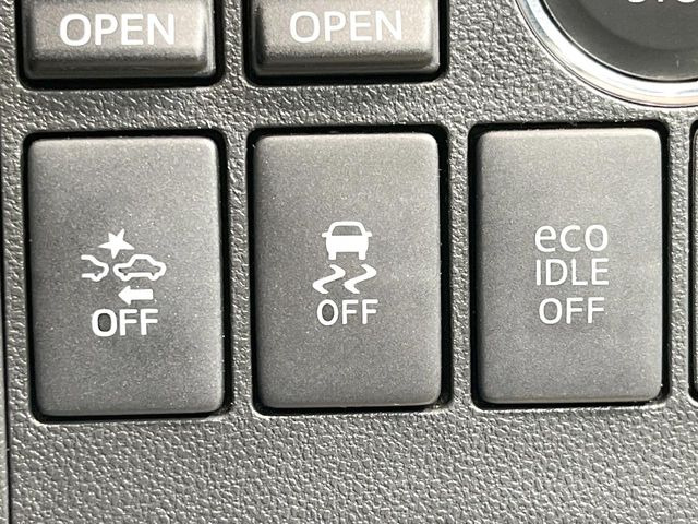 �y�X�}�[�g�A�V�X�g�z���s���ɑO���̎ԗ�����F�����A�Փ˂������Ȏ��͌x��ƃu���[�L�ŏՓˉ���Ɣ�Q�y�����A�V�X�g�B�����S�Ƀh���C�u�����y���݂��������܂��B