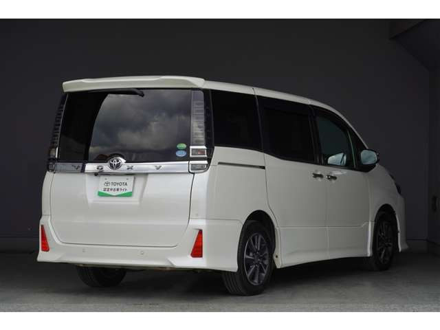 ヴォクシー2.0 ZS 煌II