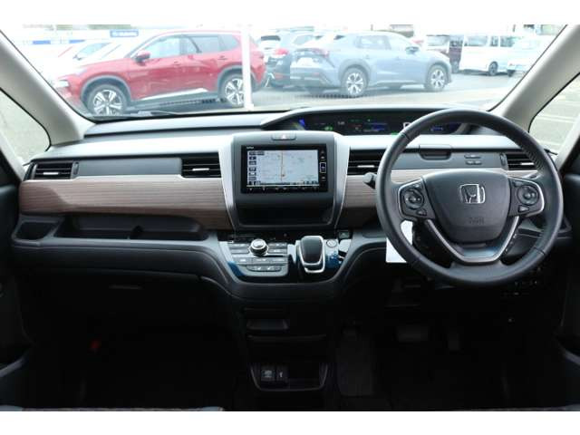 フリード1.5 ハイブリッド クロスター ホンダセンシング