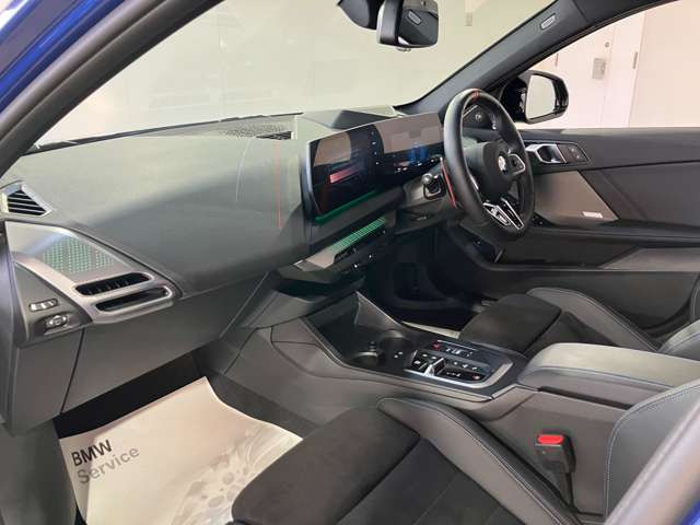 1シリーズM135 xドライブ 4WD