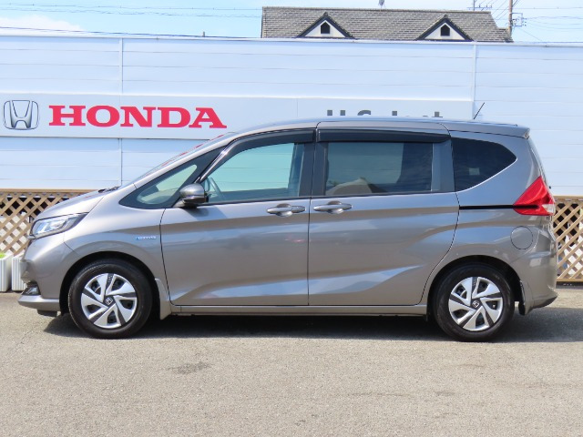 フリード1.5 ハイブリッド G