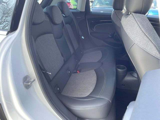 ���㕔���Ȃ��C�ɂȂ�悤�ȃL�Y�E�����ւ��蓙�A�傫�ȃ_���[�W�͂Ȃ��A�ǍD�ȏ�Ԃł��B