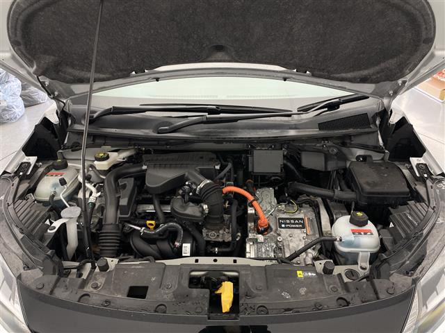 ノート1.2 X FOUR 4WD