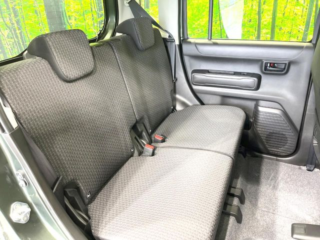 ���i���ȃI���W�i���t���A�}�b�g���I�v�V�����ɂĂ��p�ӂ��Ă���܂��B���D���ȃf�U�C����J���[�����Ԃɍ��킹�đI��ł����������Ƃ��ł��܂���