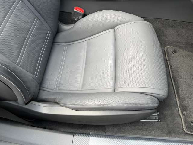 �^�]�ȁE����ȁE�V�[�g�x���`���[�V����(Hot&Cool)�E�G�A�X�J�[�t:�u�����X�^�[�T�E���h�B