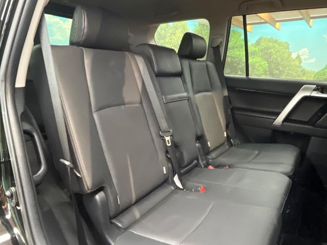 �L�X�Ƃ���2��ڃV�[�g�͋��Z���������A���S�n�����K!�F�B��Ƒ��Ƃ̂��o�����ɂ҂�����ł��B�x�r�[�V�[�g��`���C���h�V�[�g�g�p�������K�ɂ��߂�������������\���ȋ�Ԃ��m�ۂ��Ă��܂��B