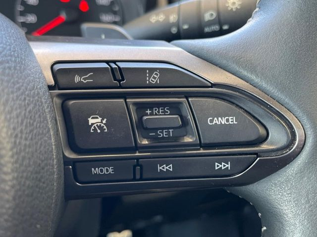 �y�g���^�Z�[�t�e�B�Z���X�z���s���ɑO���̎ԗ�����F�����A�Փ˂������Ȏ��͌x��ƃu���[�L�ŏՓˉ���Ɣ�Q�y�����A�V�X�g�B�����S�Ƀh���C�u�����y���݂��������܂��B