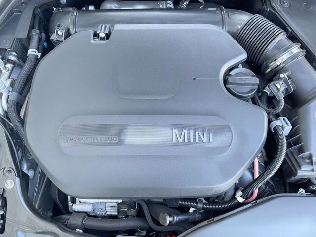 �����X�ł́A�e���[�J�[�̐�p�f�f�e�X�^�[�𓱓��B���Ǝ��i�����e�N�j�J���X�^�b�t���풓���Ă���܂��̂ŁA������̍ۂɂ����S���Ă����p���������܂��B