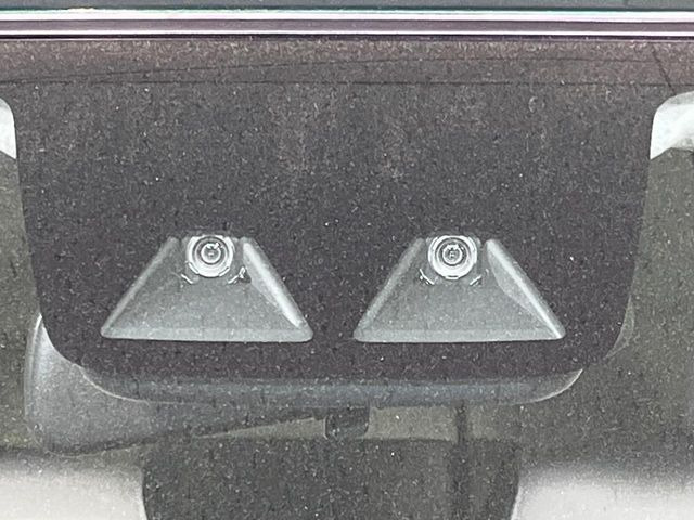 �y�X�}�[�g�A�V�X�g�z���s���ɑO���̎ԗ�����F�����A�Փ˂������Ȏ��͌x��ƃu���[�L�ŏՓˉ���Ɣ�Q�y�����A�V�X�g�B�����S�Ƀh���C�u�����y���݂��������܂��B