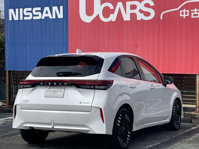 ノートオーラ1.2 G レザーエディション