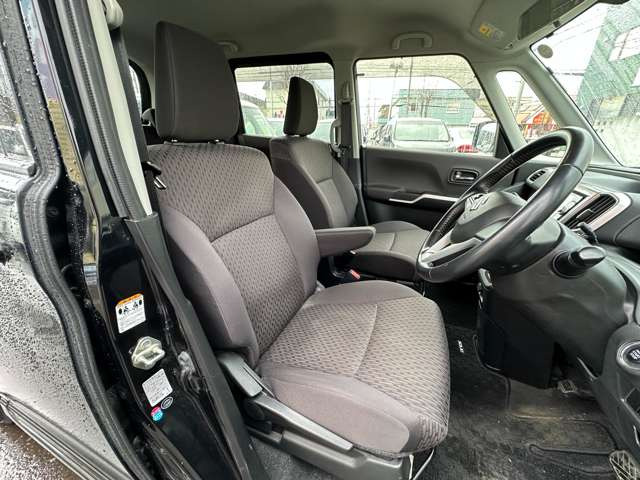 ���̋Ǝ҂ɂ������ې􂢁A�V�[�g�̃^�o�R�Ȃǂɂ��R�Q���̃��y�A��(�L��)�������Ă���܂��B