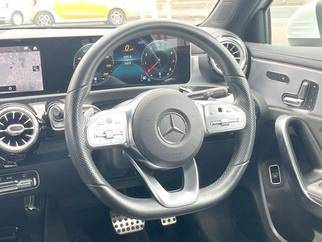 ���n���h�����̃X�������Ȃ��A���ꂢ�ȏ�Ԃ��ێ����Ă���܂��B�e�X�C�b�`���̓�����m�F�ς݂ł��B