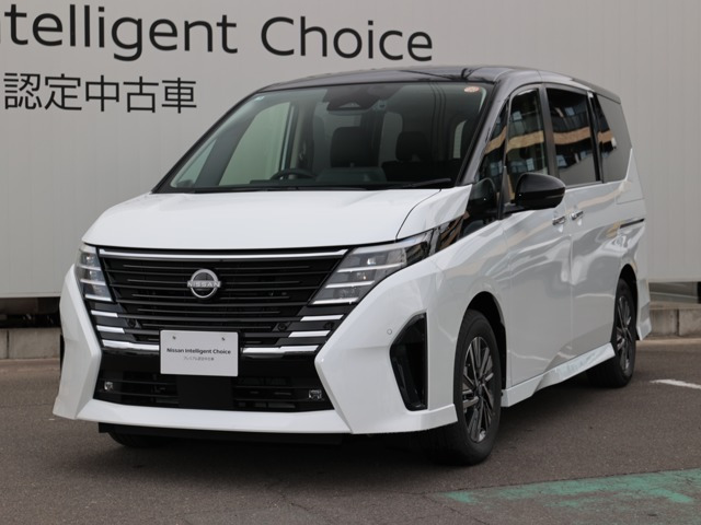 セレナ1.4 e-POWER ハイウェイスターV