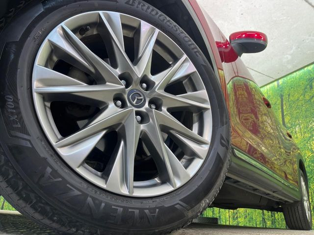 �y�O���[�h��p����19�C���`�A���~�z�C�[���z�f�U�C�����̍��������A���~�z�C�[���𑕒����Ă���܂��B�e��ЊO�A���~�z�C�[����A�X�^�b�h���X�^�C�����戵�����Ă���܂��B���񂲑��k����������