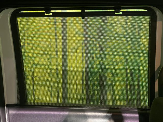 �y���[���V�F�[�h�z��������ԊO����̌���ῂ����Ƃ��ɃT�b�ƈ����o���Ďg����A���[���i�[�^�C�v�̃T���V�F�[�h�𑕔��B��Ȃɏ�������q�l���E�g�E�g�����������ȂǁA���Ђ����p��������