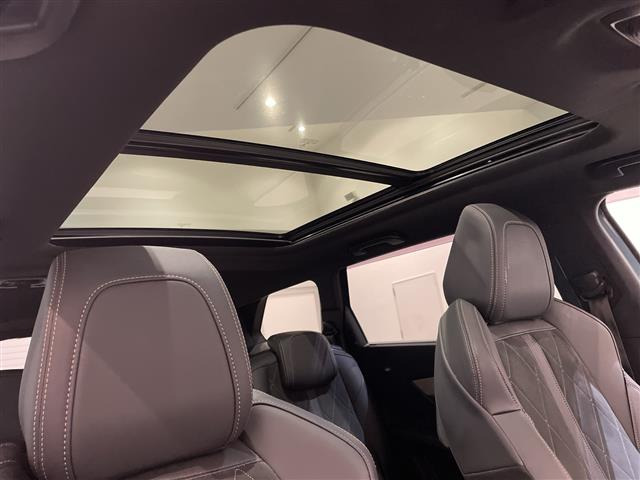 5008GT ブルーHDi ディーゼル