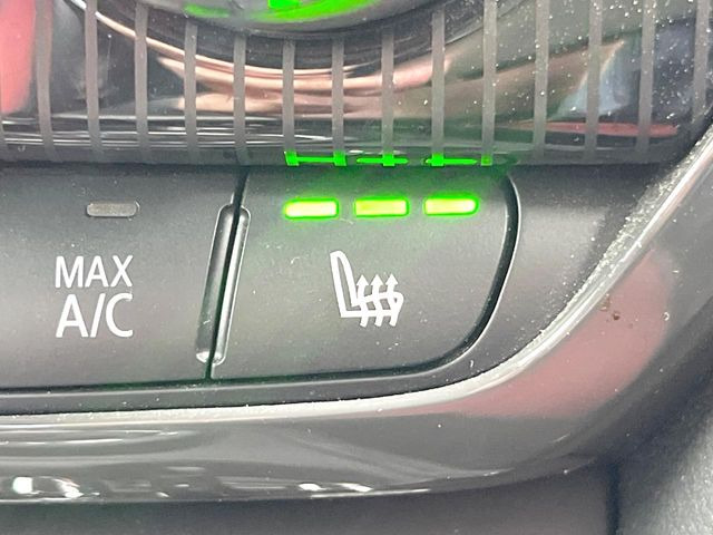 ���t�����g�V�[�g�q�[�e�B���O:�^�]�ȁE����ȋ��ɎO�i�K�Œ��߂��\�ȃV�[�g�q�[�^�[�𑕔����Ă���܂��B�G�߂��킸���K�ɂ��g�p���������܂��B