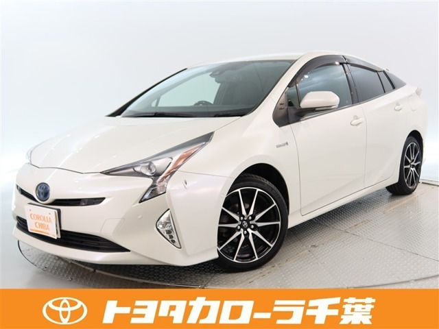 プリウス1.8 A E-Four 4WD