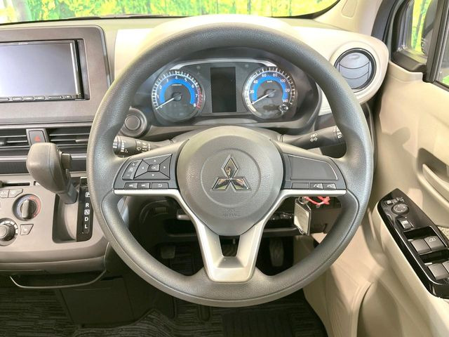 �y�X�e�A�����O�X�C�b�`�z�^�]���A�O������ڐ������炷���ƂȂ��A�I�[�f�B�I���̑��삪�\�ȕ֗��@�\!���S&���K�ȃh���C�u�����o���Ă���܂���